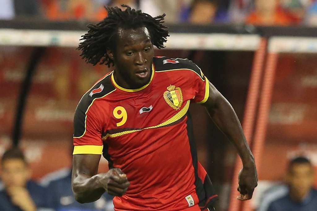Lukaku treina bem e deve jogar na estreia da Bélgica