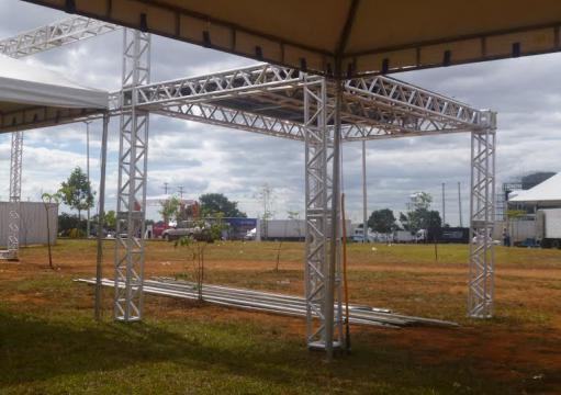 Copa 2014: Cantor sertanejo fará a abertura de FAN FEST