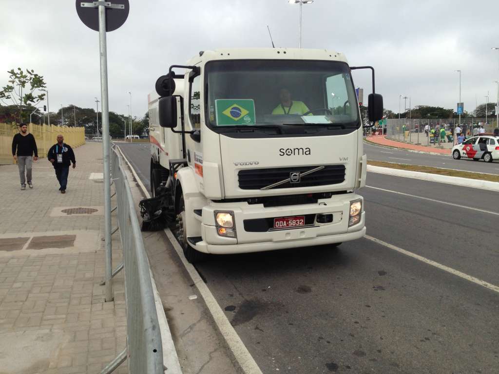Portal FI na Copa: Últimos retoques, figuraça e maquiagem na Arena