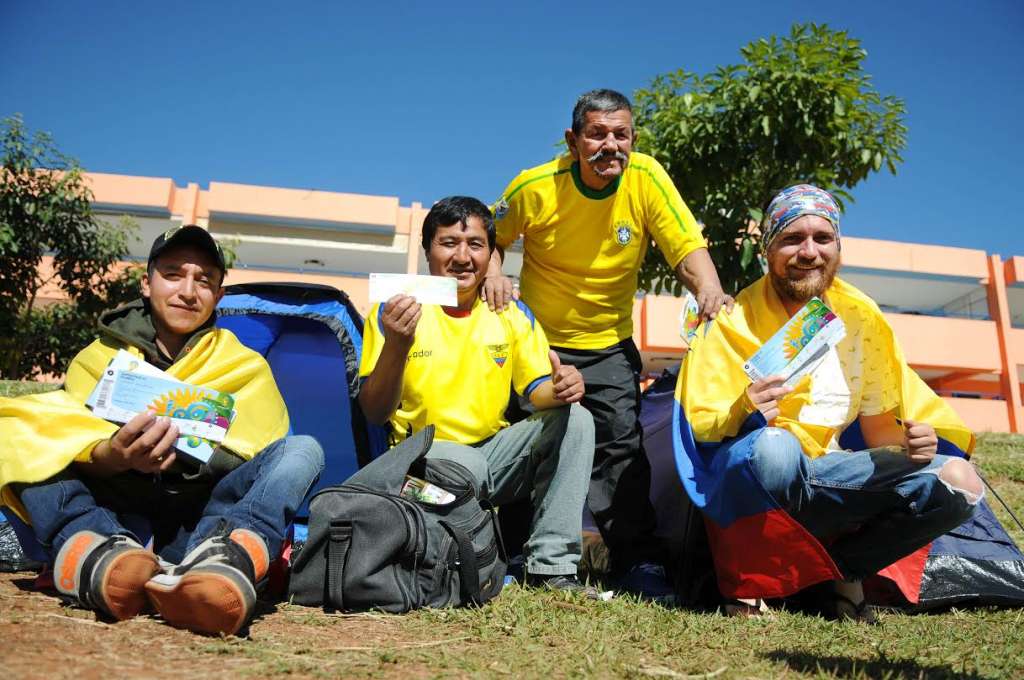 Brasília respira Copa do Mundo e turistas chegam até de carona