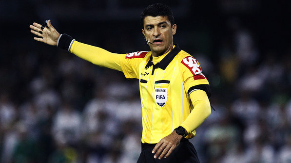 Copa 2014: Brasileiro Sandro Ricci irá apitar França x Honduras