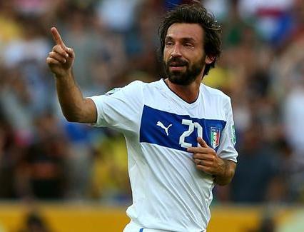 Grupo D: ‘Pirlo e Buffon fazem o time jogar’, elogia Chiellini