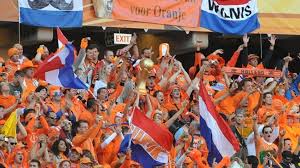 Grupo B: Torcida recebe Holanda com festa no hotel no Rio