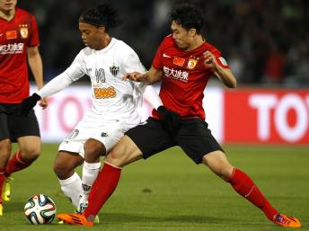 Atlético-MG deixa Réver e Rosinei fora de viagem à China