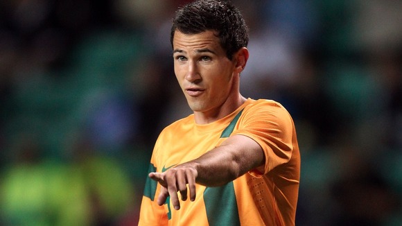 Grupo B: Australiano vira titular, mas lamenta lesão de colega