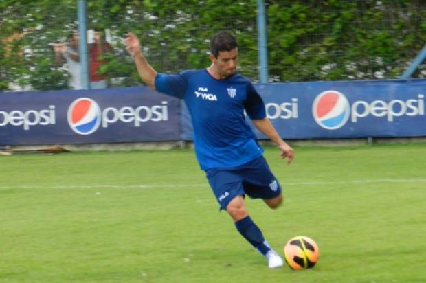 Vila Nova contrata lateral Rafinha, ex-Avaí