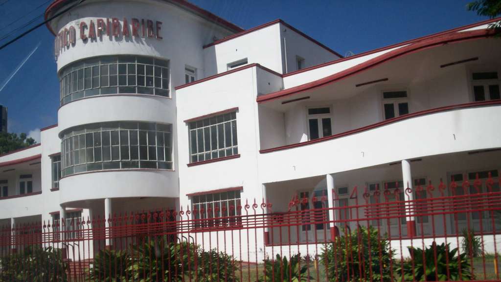 Série B: Por dívida com zagueiro, sede do Náutico vai a leilão