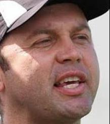 Ademir Fesan trabalha em jogos da Copa