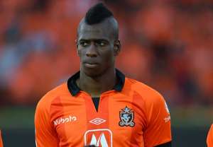 Série C: Guarani dispensa 8, e contrata colombianos Castro e Obregón