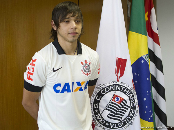 Com Romero, Corinthians viaja para intertemporada