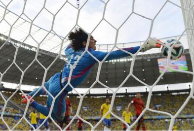 Grupo A: “Foi a melhor partida da minha vida”, comenta Ochoa