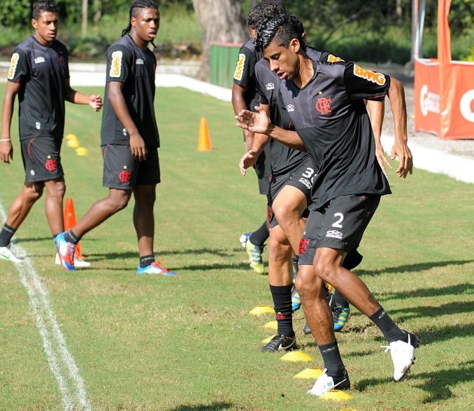 Fla inicia preparação com departamento médico vazio