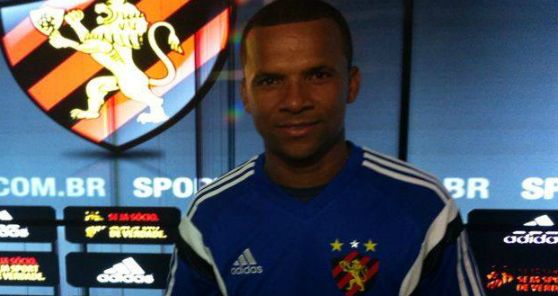 Sport anuncia contratação de lateral Vítor, do Goiás