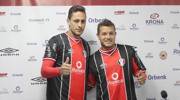 Série B: Joinville apresenta meia Eduardo Ramos e polivalente Éverton