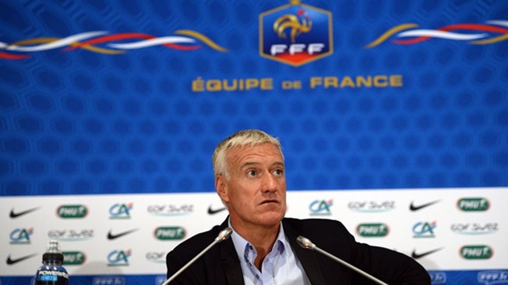 Grupo E: Deschamps nega estar pensando na ponta do Grupo E