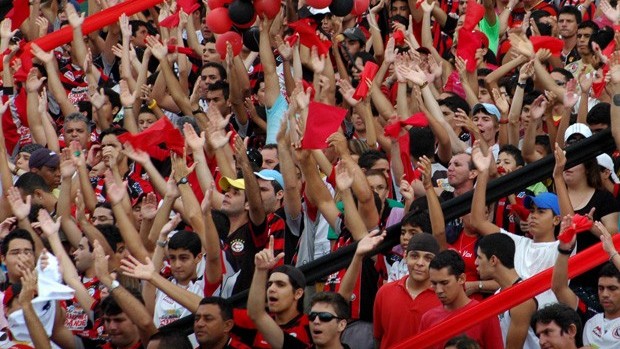 PARAIBANO: Auto Esporte pressiona, mas Campinense está na final