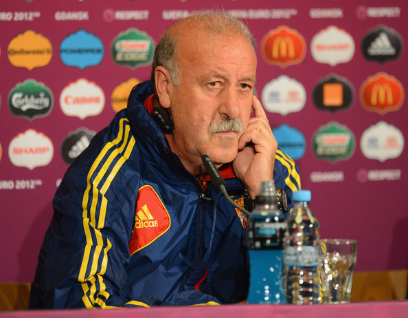 Grupo B: Federação espanhola apoia permanência de Del Bosque