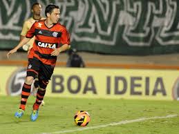 Chicão vê elenco focado para superar má fase do Fla