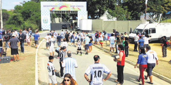 Torcedores são alvo de furtos de ingressos no Mineirão