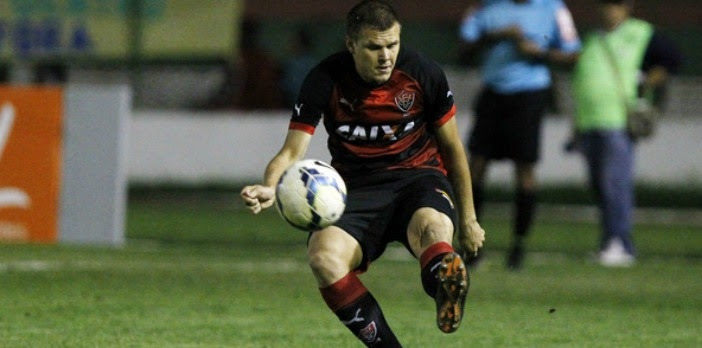 Alemão treina forte para reverter má situação na tabela