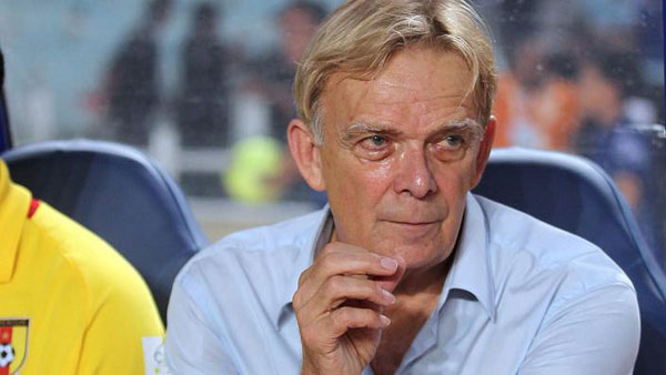 Copa 2014: Técnico de Camarões quer uma despedida digna e diz que não vendeu o jogo