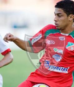 Série B: Com crise interna, Vila Nova contrata Paulinho, ex-Velo Clube