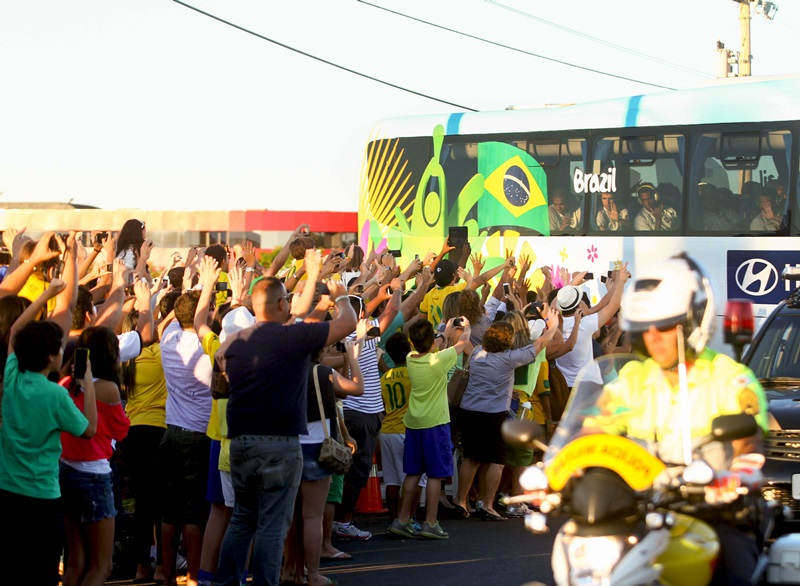 Grupo A: Torcida em Brasília já faz vigília no hotel do Brasil