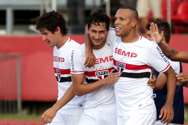 Juventus pode contratar atacante Alexandre Pato, do São Paulo