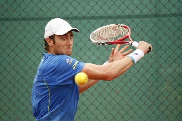 Brasileiro Demoliner perde nas duplas em Wimbledon