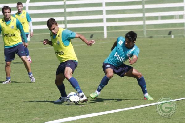 Goiás se prepara para dois jogos-treino durante a Copa do Mundo