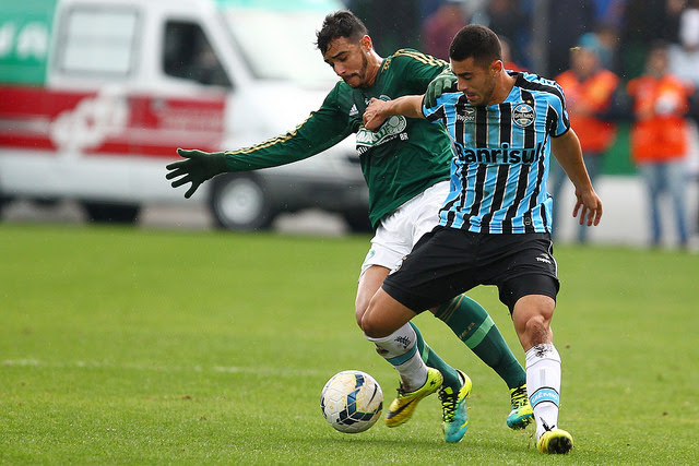 Marquinhos Pedroso quer aproveitar amistosos para ganhar oportunidade na equipe