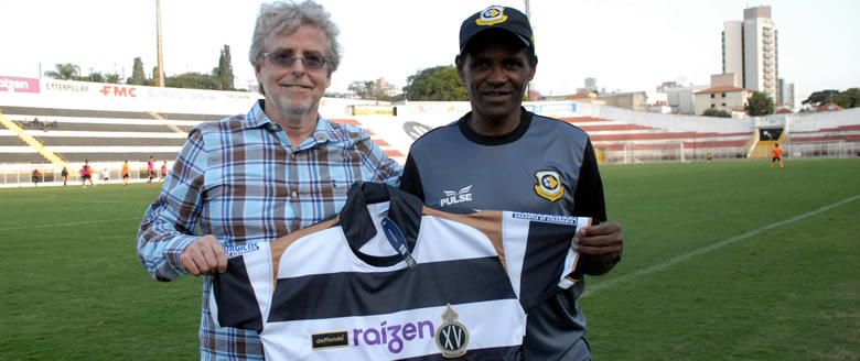 Copa Paulista: Ídolo do XV na década de 80 se emociona ao visitar o Barão