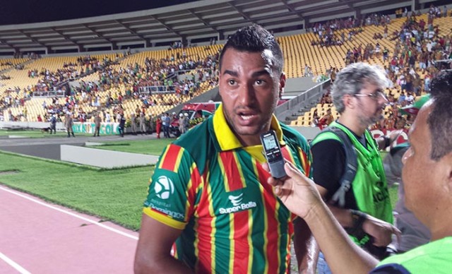 Série B: David Batista pode trocar Sampaio Corrêa por Portugal ou futebol árabe