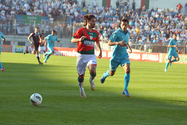 Série B: Ser ser oficializado, Diego Viana já treina no Avaí