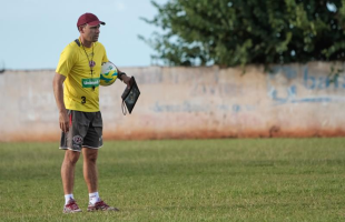 Copa Paulista: Pícoli ganha dois reforços ofensivos na Ferroviária