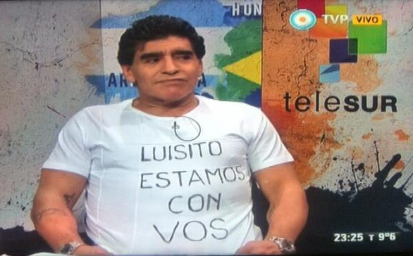 Maradona critica punição a Suárez: ‘Quem ele matou?’