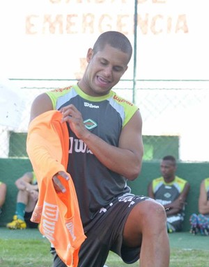 Série D: Cabofriense acerta com atacante Sassá