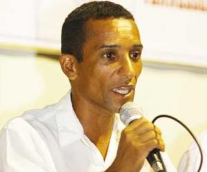 Copa Paulista: Taubaté anuncia Paulo Roberto Lilló e garante reforços