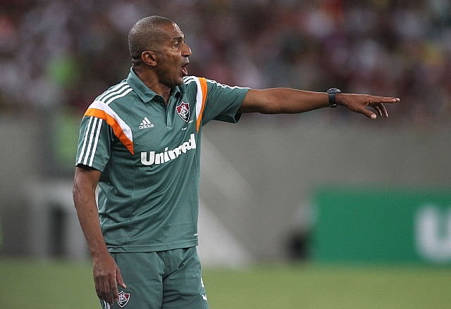 Cristóvão elogia postura do grupo do Flu nos treinos