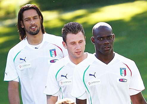 Bahia tenta contratação de Amauri