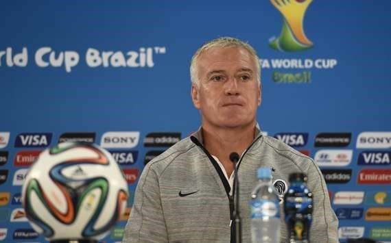 França muda horário do treino para se adaptar