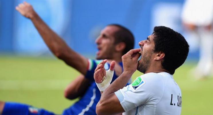 Seleção FI com artilheiros da Copa e técnico de surpresa