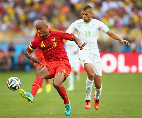 Kompany fica fora do treino e é dúvida na Bélgica