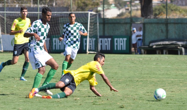 Série B: América-MG perde jogo-treino no Lanna Drumond