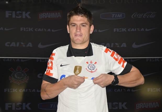 Quase acertado na Lusa, Jocinei rescinde com o Corinthians