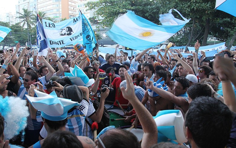 Copa 2014: Argentinos começam invasão na cidade de São Paulo