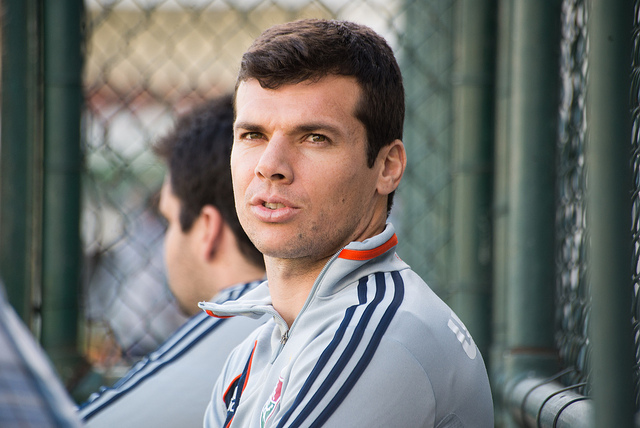 Recuperado de cirurgia, Wagner comemora volta ao Flu