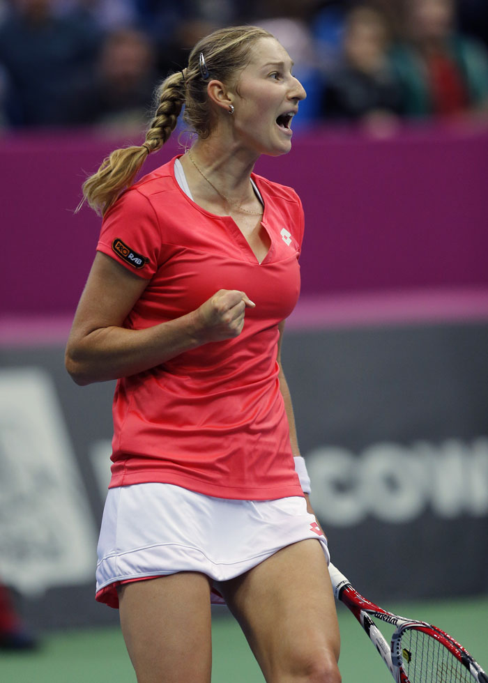 Tenis: Makarova elimina Radwanska e avança em Wimbledon