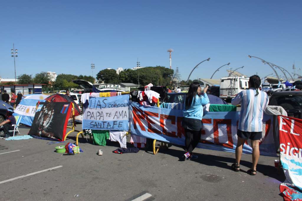 Copa 2014: Sambódromo do Anhembi e Autódromo de Interlagos recebem torcedores argentinos