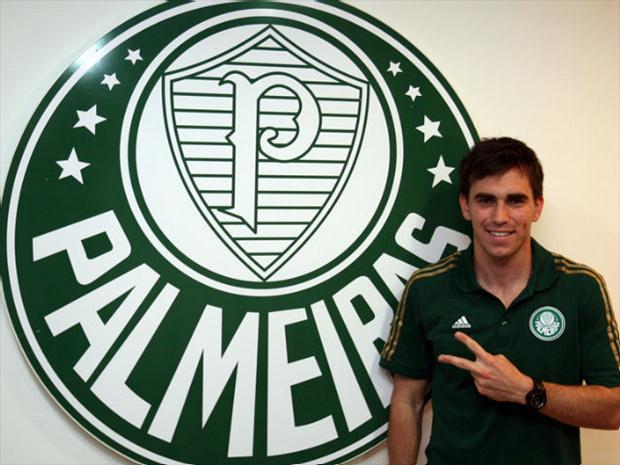 Mouche festeja fato de Palmeiras ter legião estrangeira